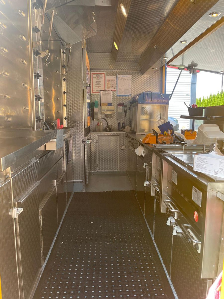 Fiat Hähnchengrill mobil Foodtruck - Food truck: picture 5 Fiat Hähnchengrill mobil Foodtruck - Food truck: picture 5