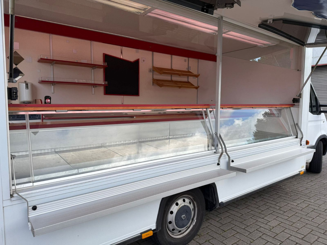 Renault Seba Borco Höhns - Food truck: picture 4 Renault Seba Borco Höhns - Food truck: picture 4