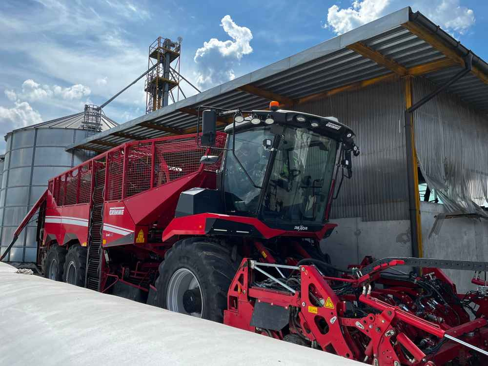 Grimme REXOR 6300 Platinum - Beet harvester: picture 4 Grimme REXOR 6300 Platinum - Beet harvester: picture 4
