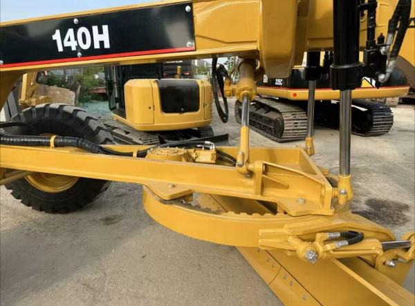 CAT 140H - Grader: picture 5 CAT 140H - Grader: picture 5