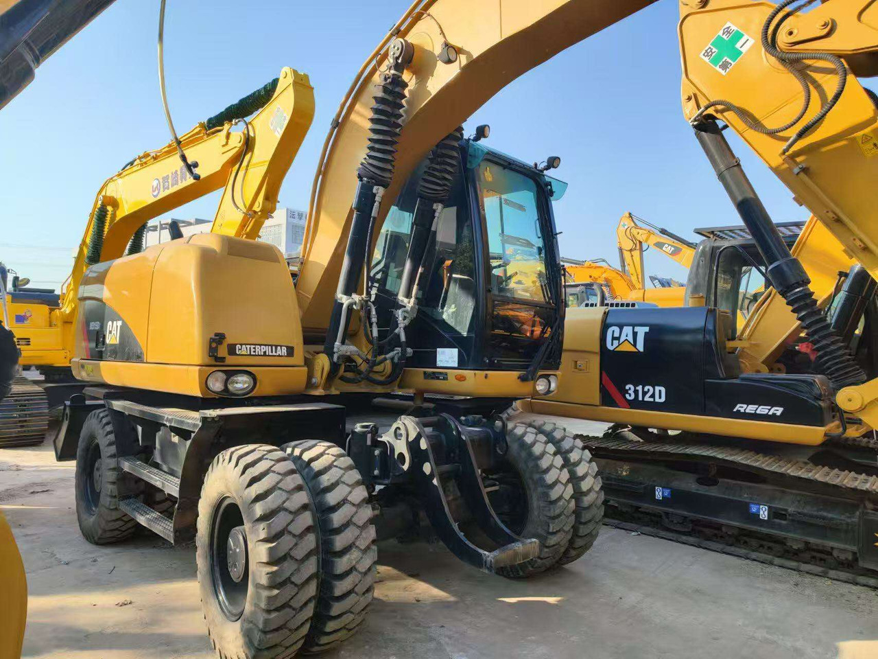 CAT 315D - Wheel excavator: picture 3 CAT 315D - Wheel excavator: picture 3