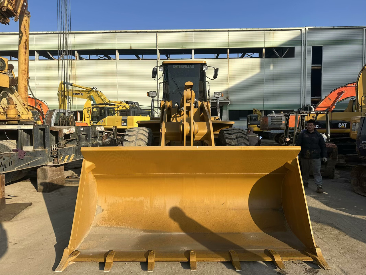 CAT 966H - Wheel loader: picture 2 CAT 966H - Wheel loader: picture 2