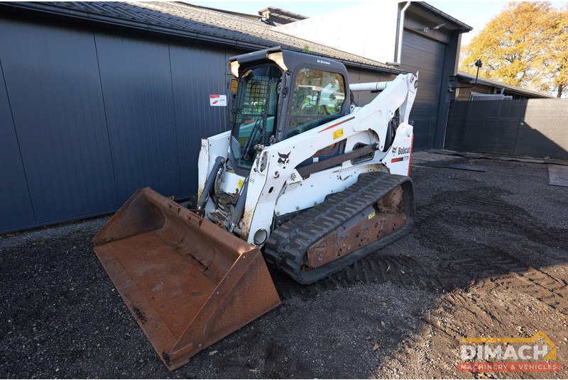 Bobcat T870 Bobcat T870 skidsteer on tracks - high flow - airco - high flow - TOP!! - Loader: picture 3 Bobcat T870 Bobcat T870 skidsteer on tracks - high flow - airco - high flow - TOP!! - Loader: picture 3