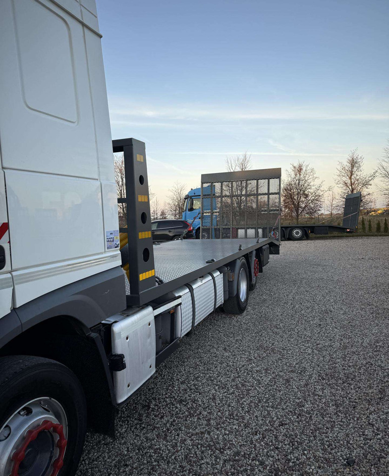 DAF XF 460 - Car transporter truck: picture 4 DAF XF 460 - Car transporter truck: picture 4