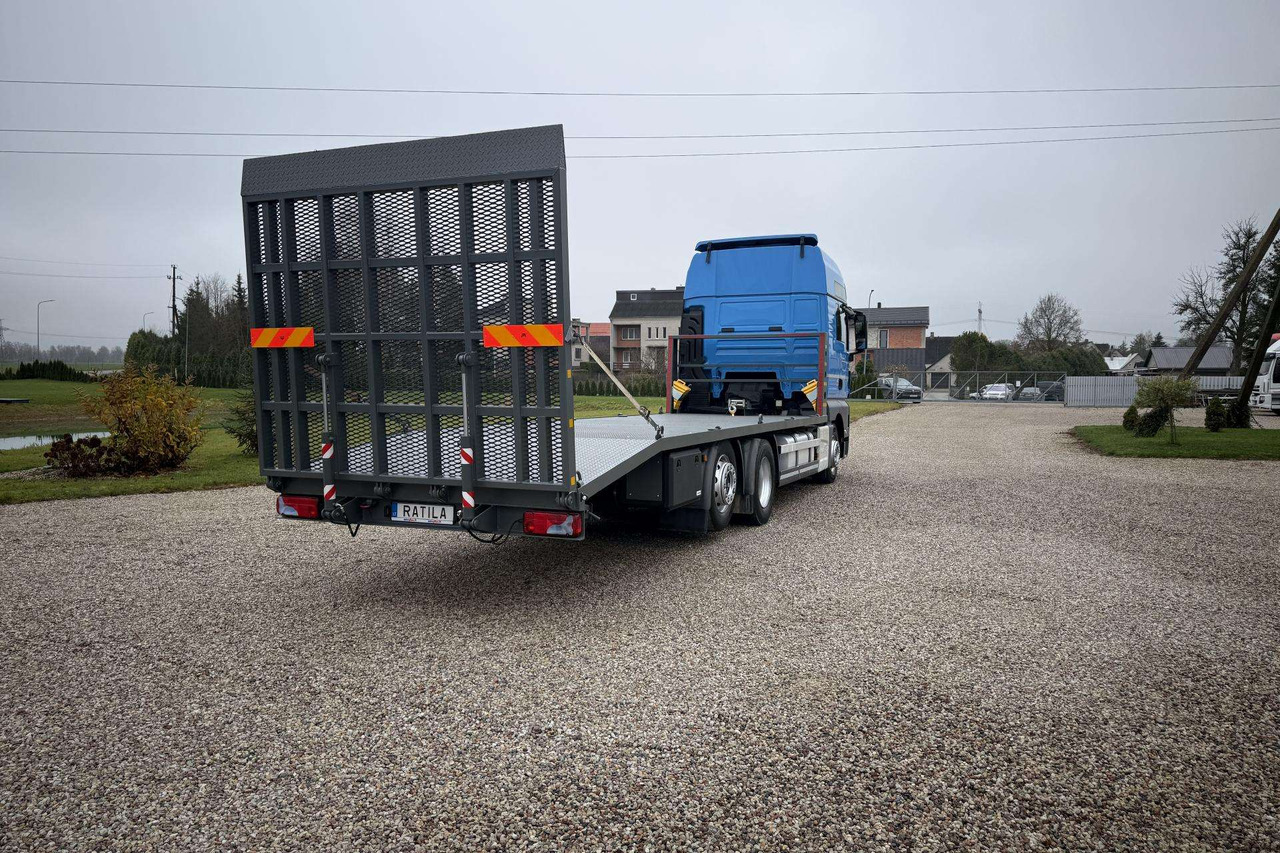MAN TGX 26.420 - Car transporter truck: picture 5 MAN TGX 26.420 - Car transporter truck: picture 5
