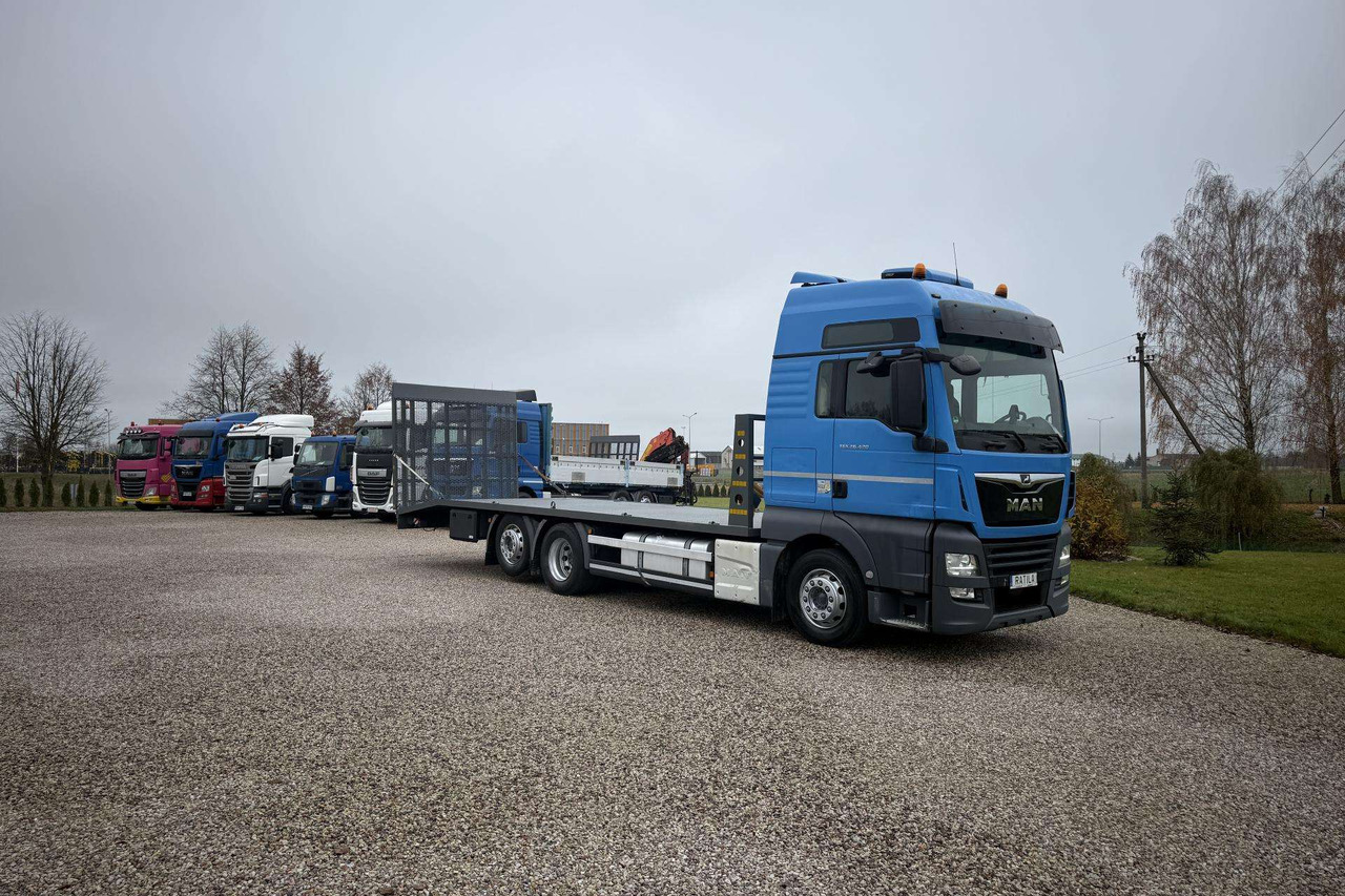 MAN TGX 26.420 - Car transporter truck: picture 3 MAN TGX 26.420 - Car transporter truck: picture 3