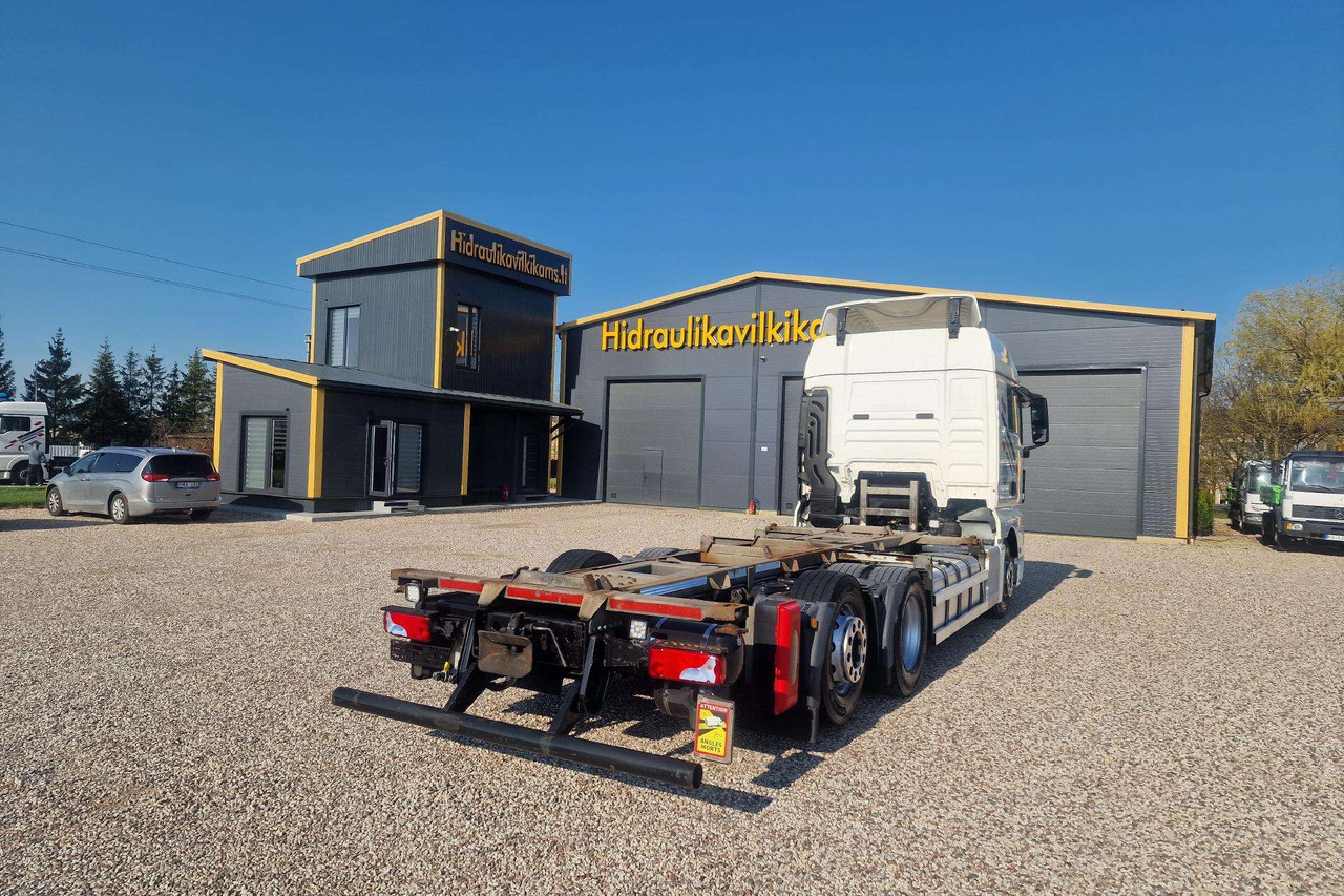MAN TGX 26.430 - Container transporter/ Swap body truck: picture 4 MAN TGX 26.430 - Container transporter/ Swap body truck: picture 4