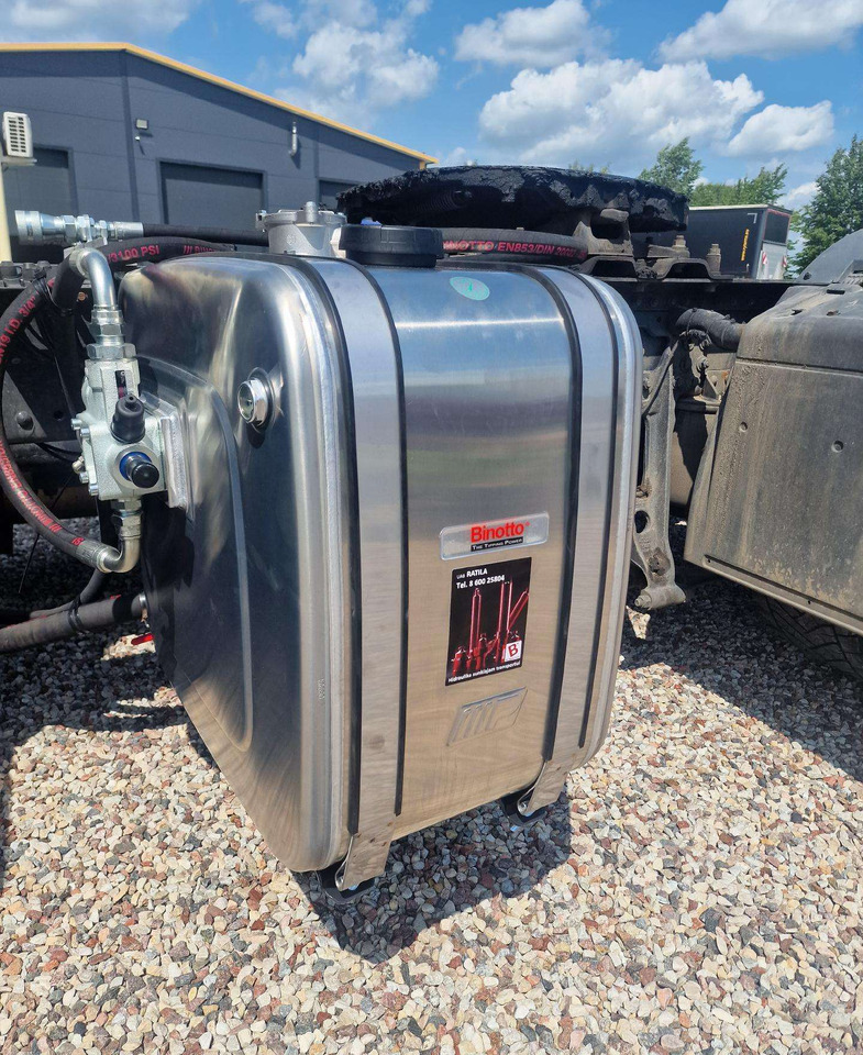 Iveco HIDRAULIA BINOTTO - Tractor unit: picture 4 Iveco HIDRAULIA BINOTTO - Tractor unit: picture 4