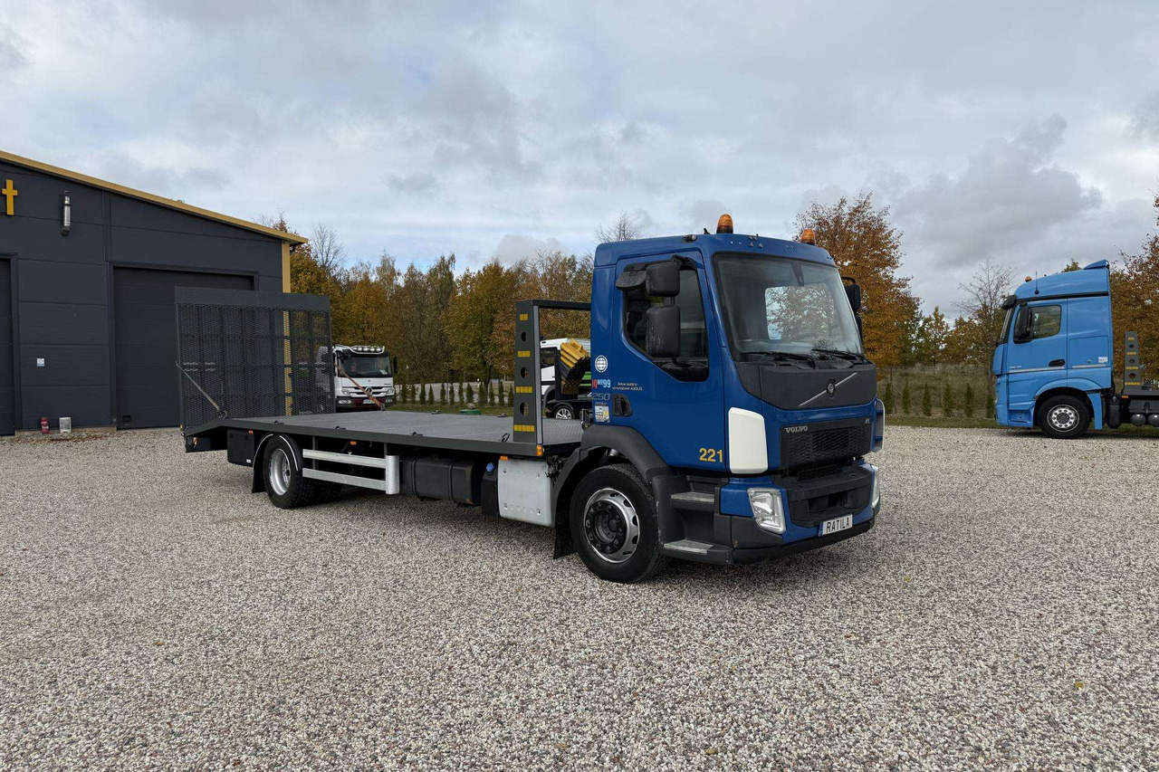 Volvo FE 250 - Car transporter truck: picture 3 Volvo FE 250 - Car transporter truck: picture 3
