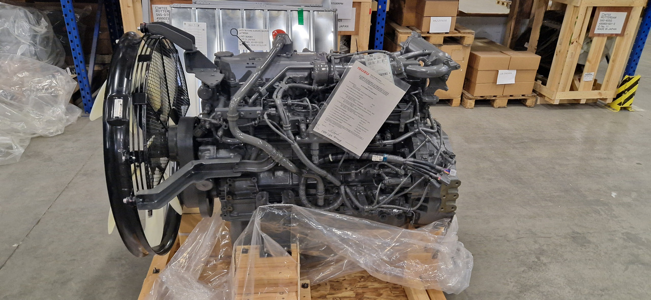 ISUZU 6HK1XYSA-01 - Engine for Excavator: picture 1 ISUZU 6HK1XYSA-01 - Engine for Excavator: picture 1