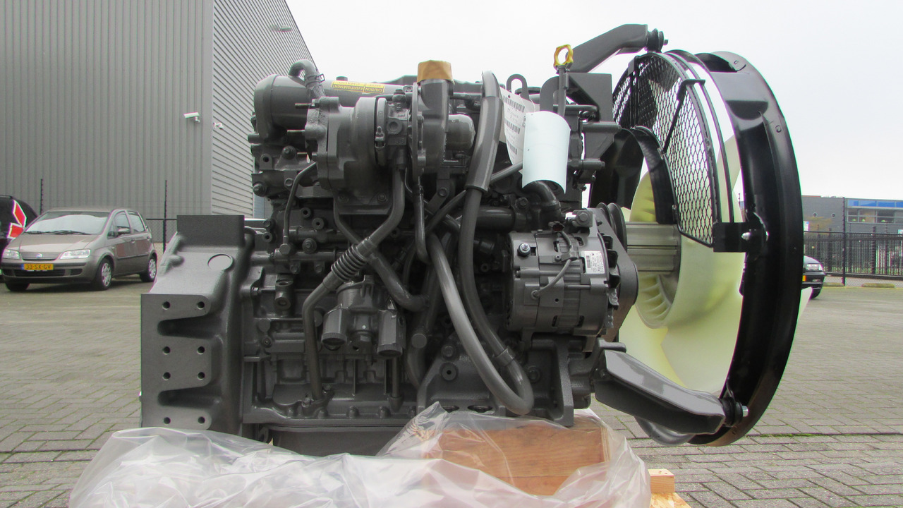 Isuzu 4JJ1XYSA-01 - Engine for Excavator: picture 3 Isuzu 4JJ1XYSA-01 - Engine for Excavator: picture 3