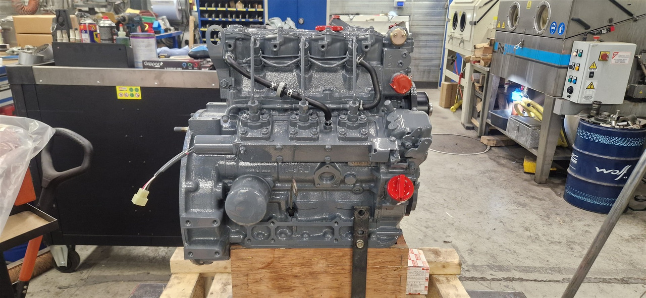 Isuzu RECON 3LD1 PA01 - Engine for Excavator: picture 3 Isuzu RECON 3LD1 PA01 - Engine for Excavator: picture 3