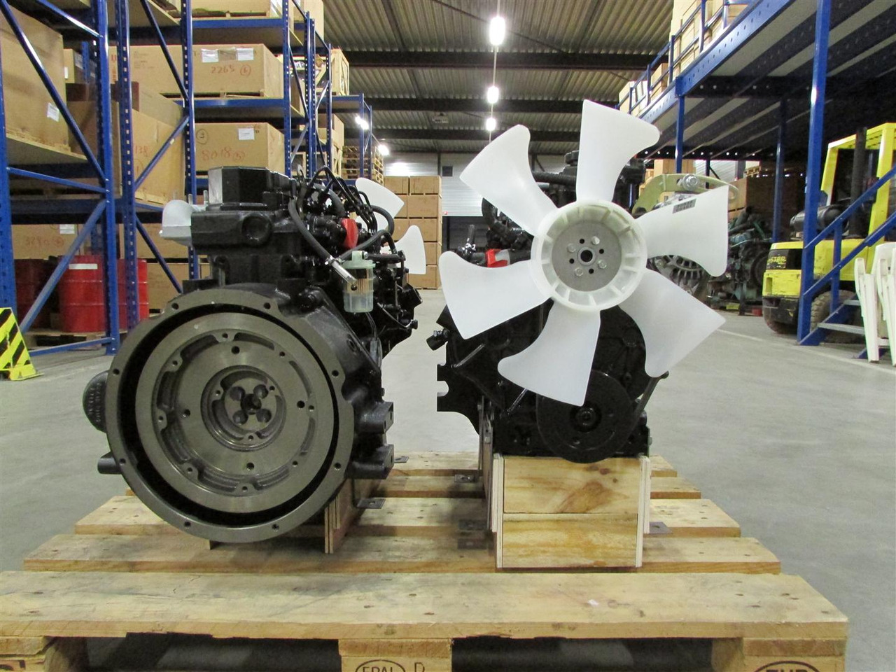 Mitsubishi NEW Engine S4L2-Z562SD / S4L2-61SD - Engine for Other machinery: picture 2 Mitsubishi NEW Engine S4L2-Z562SD / S4L2-61SD - Engine for Other machinery: picture 2