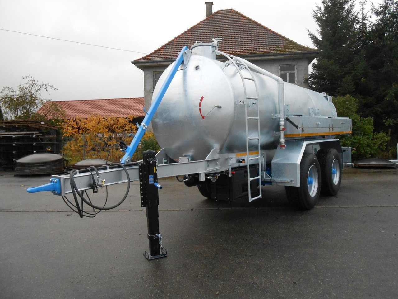M-Vac 12000l / Wasserfass M-Vac 12000l (12m³) Wasserfass / Wassertank mit 80 km/h Zulassung - Tanker trailer: picture 4 M-Vac 12000l / Wasserfass M-Vac 12000l (12m³) Wasserfass / Wassertank mit 80 km/h Zulassung - Tanker trailer: picture 4