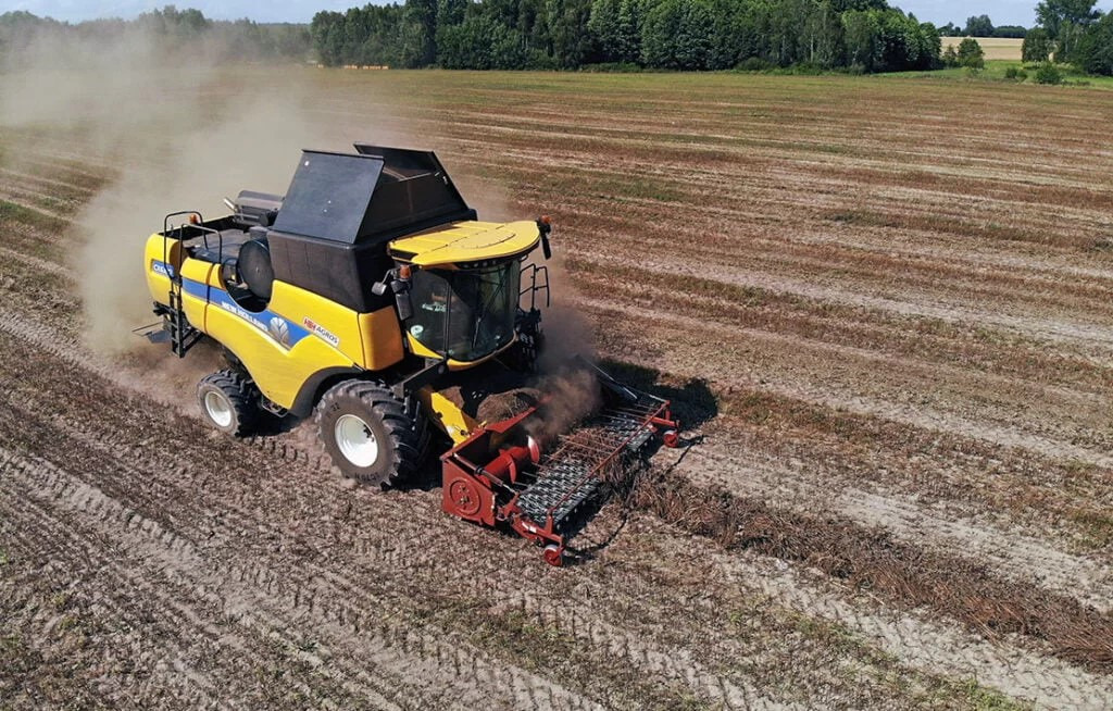 New Harvester attachment Lupus Schwadaufnehmer / Pickup header / Ramasseurs d'andains / Recogedor de hileras / Raccoglitore di andane / Подборщик валков / Podbieracz pokosów 3,4 m: picture 7 New Harvester attachment Lupus Schwadaufnehmer / Pickup header / Ramasseurs d'andains / Recogedor de hileras / Raccoglitore di andane / Подборщик валков / Podbieracz pokosów 3,4 m: picture 7