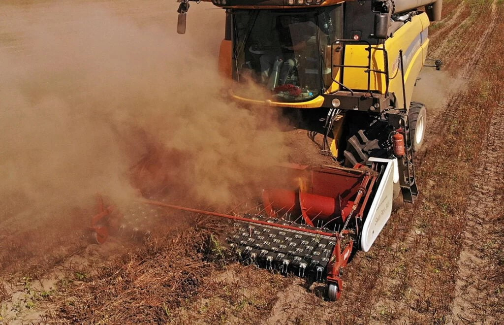 New Harvester attachment Lupus Schwadaufnehmer / Pickup header / Ramasseurs d'andains / Recogedor de hileras / Raccoglitore di andane / Подборщик валков / Podbieracz pokosów 3,4 m: picture 5 New Harvester attachment Lupus Schwadaufnehmer / Pickup header / Ramasseurs d'andains / Recogedor de hileras / Raccoglitore di andane / Подборщик валков / Podbieracz pokosów 3,4 m: picture 5