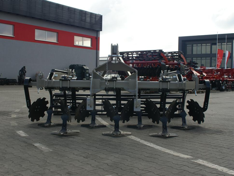 ROLEX Flügelschargrubber / Stubble cultivator / Dechaumeur à dents / Стерневой культиватор / Agregat podorywkowy 3 m - Cultivator: picture 2 ROLEX Flügelschargrubber / Stubble cultivator / Dechaumeur à dents / Стерневой культиватор / Agregat podorywkowy 3 m - Cultivator: picture 2