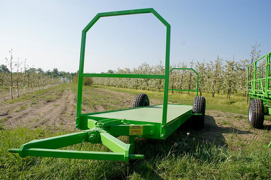 Wodziński Orchard platform / Plateau de verger / Platforma sadownicza - Farm platform trailer: picture 2 Wodziński Orchard platform / Plateau de verger / Platforma sadownicza - Farm platform trailer: picture 2