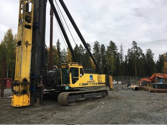 Junttan (Юнттан) PM26LC - Pile driver: picture 1 Junttan (Юнттан) PM26LC - Pile driver: picture 1