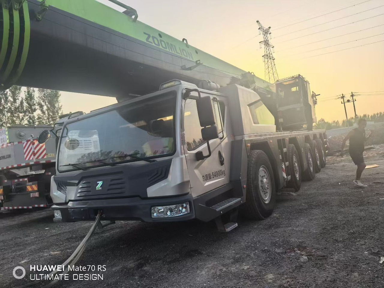 ZOOMLION - All terrain crane: picture 1 ZOOMLION - All terrain crane: picture 1