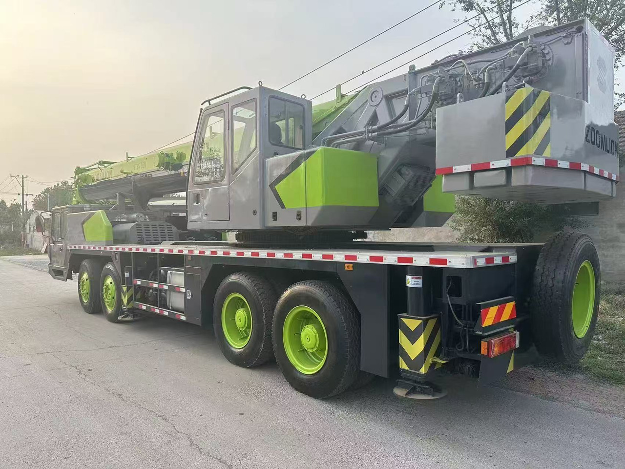 ZOOMLION ZTC701V - Mobile crane: picture 3 ZOOMLION ZTC701V - Mobile crane: picture 3