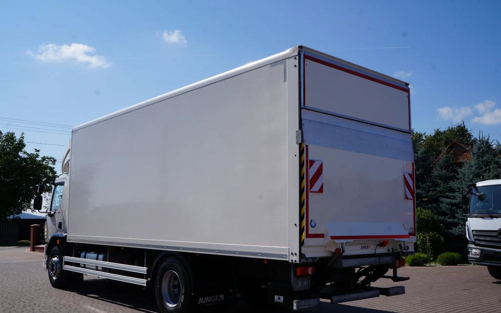 DAF LF 230 18 TON EURO 6 KONTENER 18 PALET ŁAD. 9800 KG WINDA TGM - Box truck: picture 5 DAF LF 230 18 TON EURO 6 KONTENER 18 PALET ŁAD. 9800 KG WINDA TGM - Box truck: picture 5