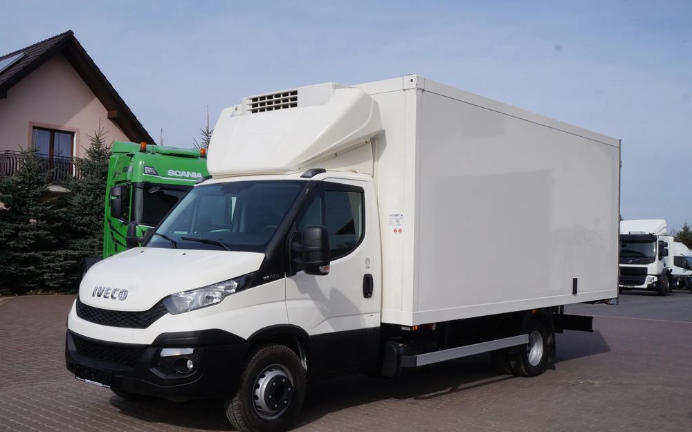 Iveco DAILY 70c17 CHŁODNIA 5 m Thermo king V-500 MAX Wzorowy Stan - Refrigerated truck: picture 1 Iveco DAILY 70c17 CHŁODNIA 5 m Thermo king V-500 MAX Wzorowy Stan - Refrigerated truck: picture 1