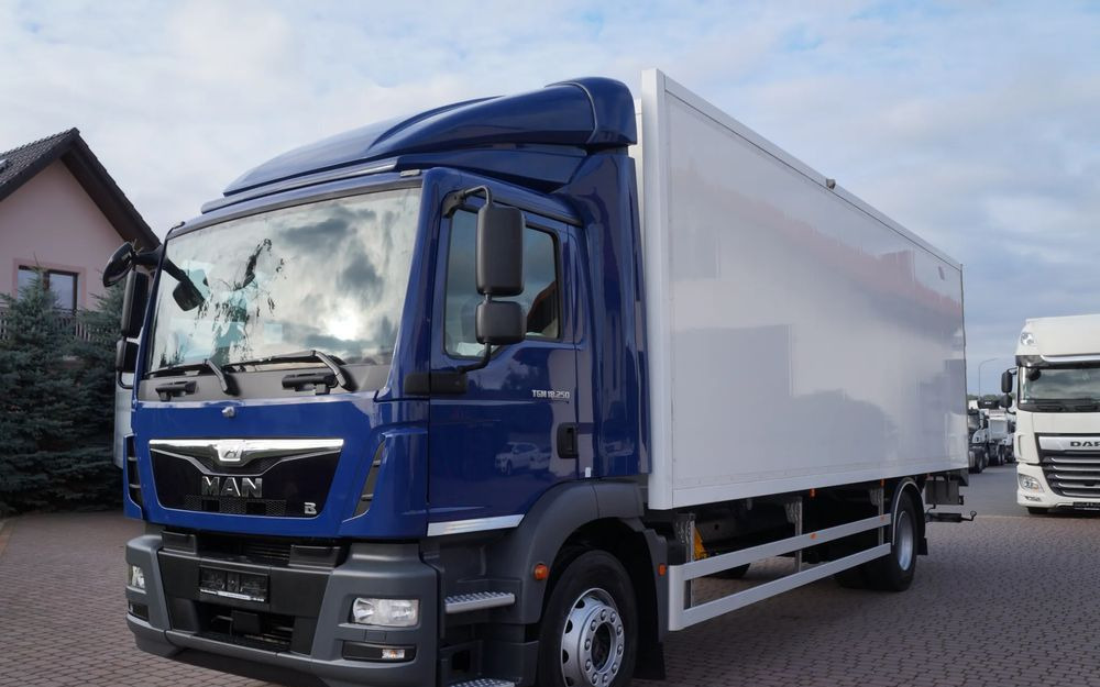 MAN TGM 18.250 EURO 6 CHŁODNIA KONTENER 7.50 m 199 TYS KM - Refrigerated truck: picture 1 MAN TGM 18.250 EURO 6 CHŁODNIA KONTENER 7.50 m 199 TYS KM - Refrigerated truck: picture 1