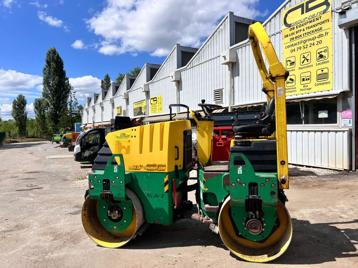 Ammann COMPACTEUR AV26-2 ROULEAU TANDEM VIBRANT ARTICULÉ - Mini roller: picture 3 Ammann COMPACTEUR AV26-2 ROULEAU TANDEM VIBRANT ARTICULÉ - Mini roller: picture 3