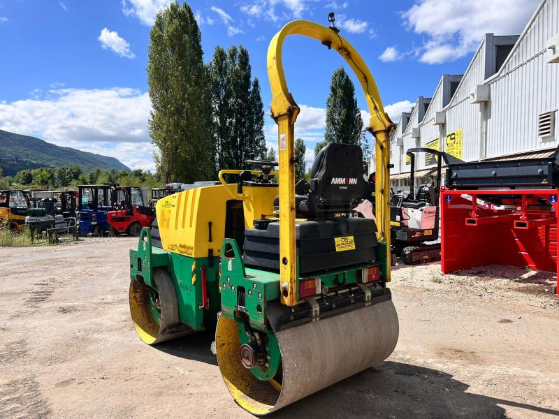 Ammann COMPACTEUR AV26-2 ROULEAU TANDEM VIBRANT ARTICULÉ - Mini roller: picture 5 Ammann COMPACTEUR AV26-2 ROULEAU TANDEM VIBRANT ARTICULÉ - Mini roller: picture 5