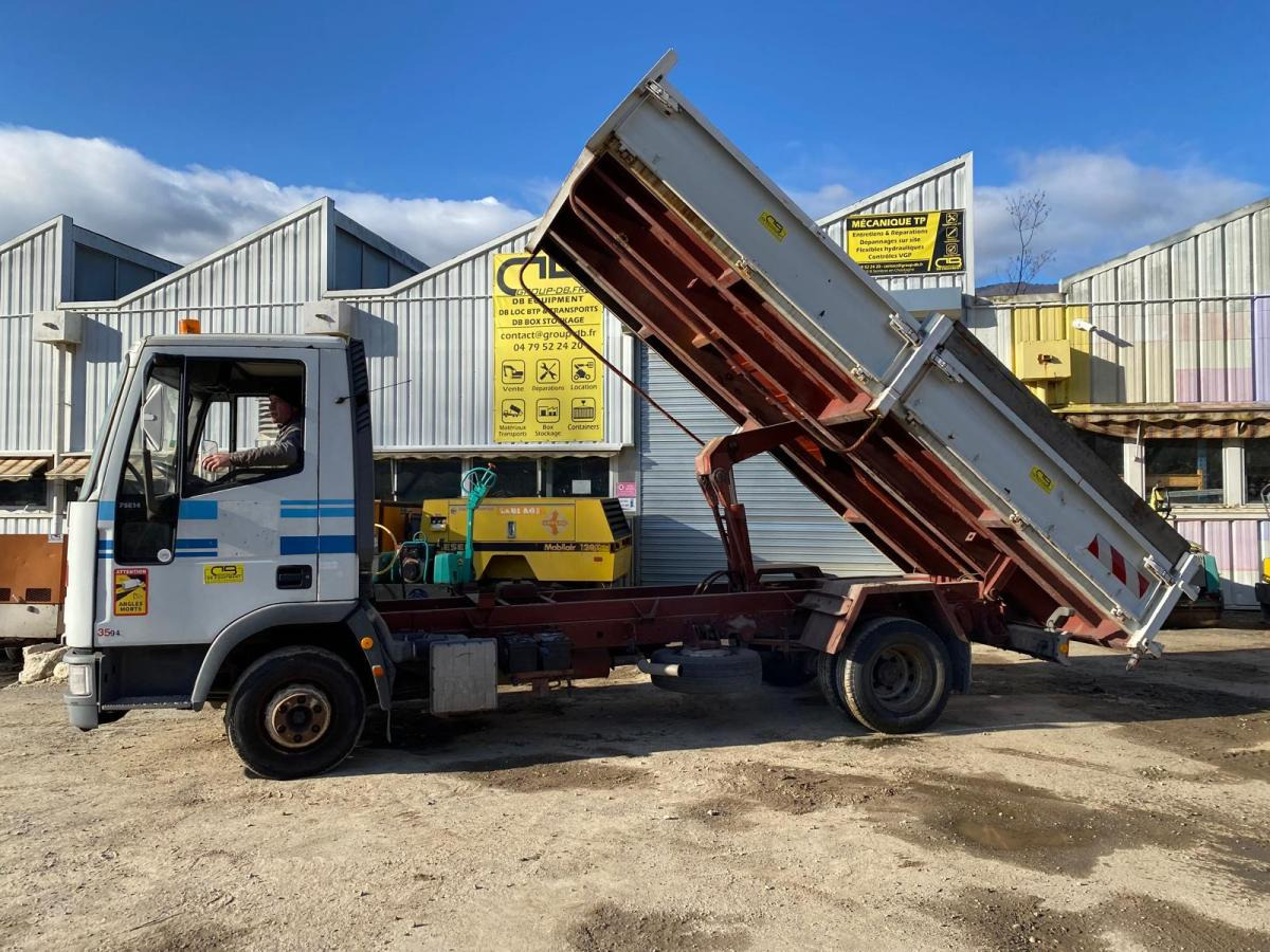 IVECO 75E14 CAMION BENNE 7,5T (NET DE TVA) - Tipper: picture 3 IVECO 75E14 CAMION BENNE 7,5T (NET DE TVA) - Tipper: picture 3