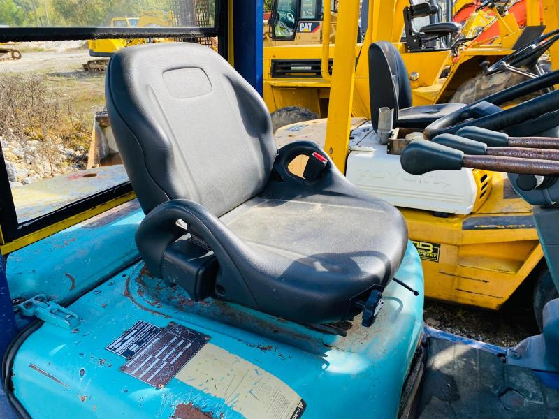 Diesel forklift KOMATSU Chariot élévateur diesel FD30T14: picture 7