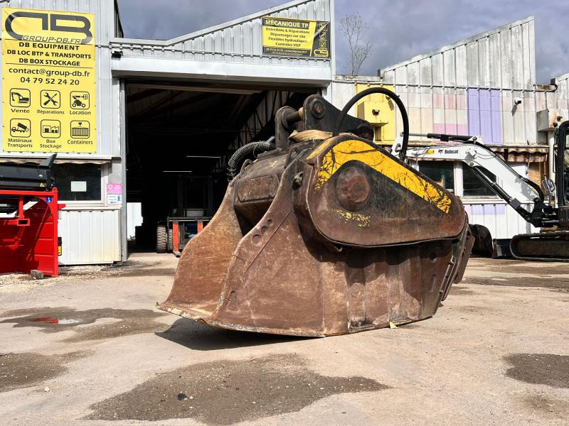 MB CRUSHER BF70.2 GODET CONCASSEUR AVEC AIMANT - Excavator bucket for Construction machinery: picture 1 MB CRUSHER BF70.2 GODET CONCASSEUR AVEC AIMANT - Excavator bucket for Construction machinery: picture 1