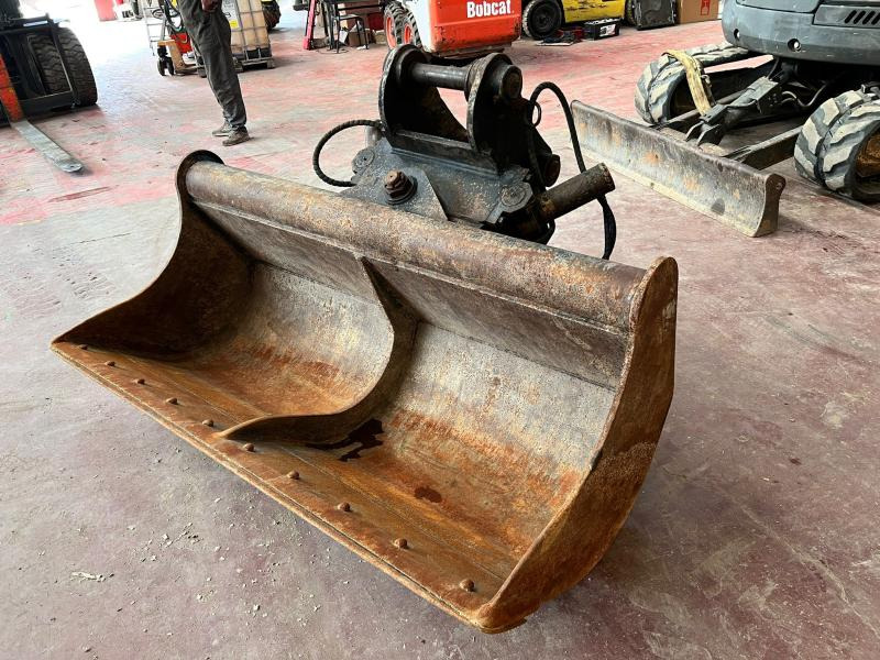 THIERE GODET CURAGE INCLINABLE TILT POUR PELLE DE 20T - Excavator bucket for Construction machinery: picture 3 THIERE GODET CURAGE INCLINABLE TILT POUR PELLE DE 20T - Excavator bucket for Construction machinery: picture 3