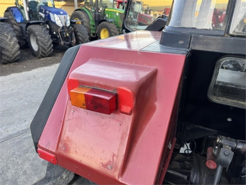 Farm tractor Case International 1056XL 2WD: picture 13