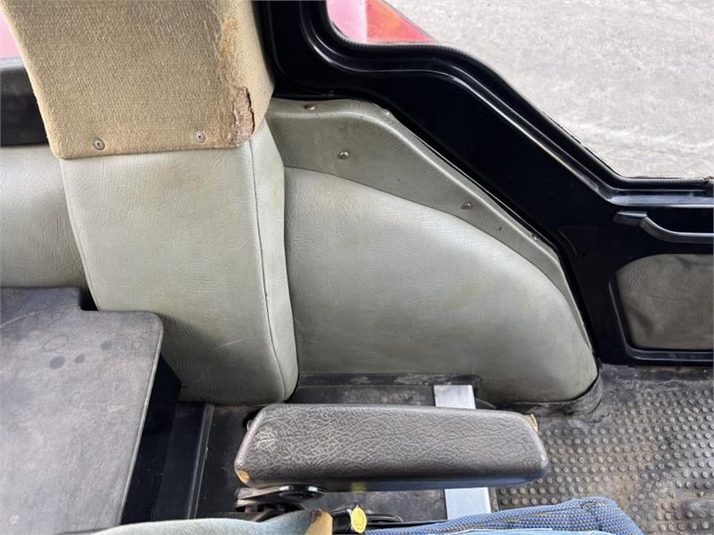 Farm tractor Case International 1056XL 2WD: picture 21