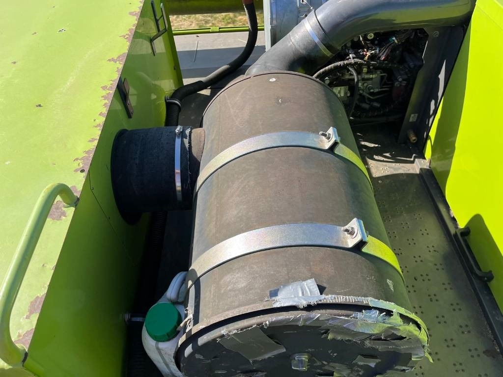 Claas 750TT c/w V900 Header - Combine harvester: picture 5 Claas 750TT c/w V900 Header - Combine harvester: picture 5