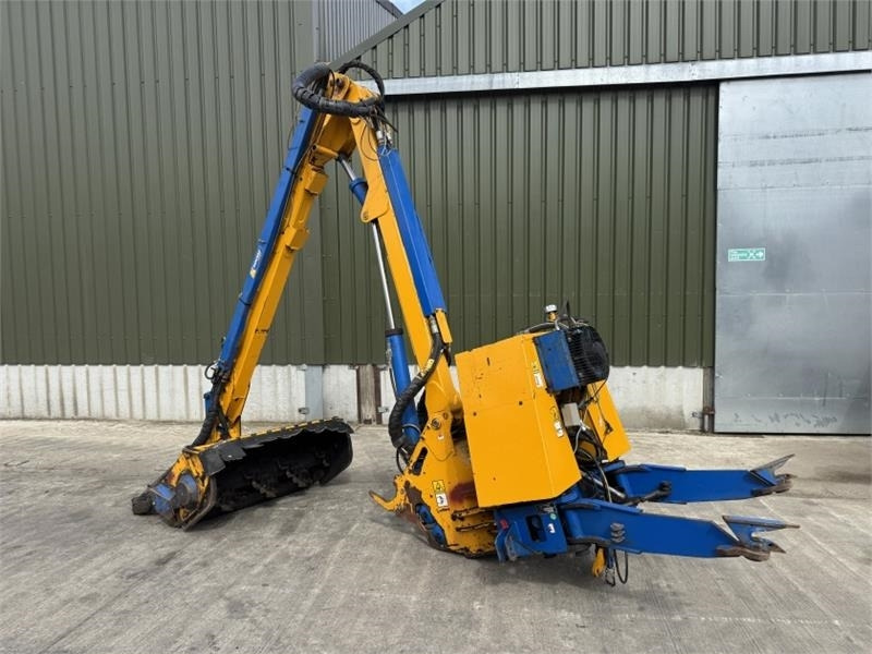 Bomford Turner B81-81T Hedge Cutter  - Forestry equipment: picture 1 Bomford Turner B81-81T Hedge Cutter  - Forestry equipment: picture 1