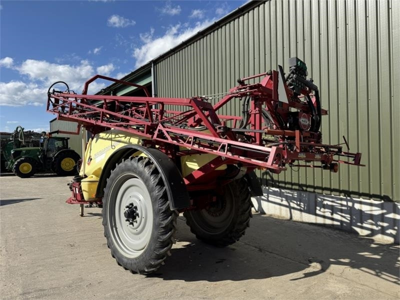 Hardi Navigator 3000 24m Trailed Sprayer - Tractor mounted sprayer: picture 2 Hardi Navigator 3000 24m Trailed Sprayer - Tractor mounted sprayer: picture 2