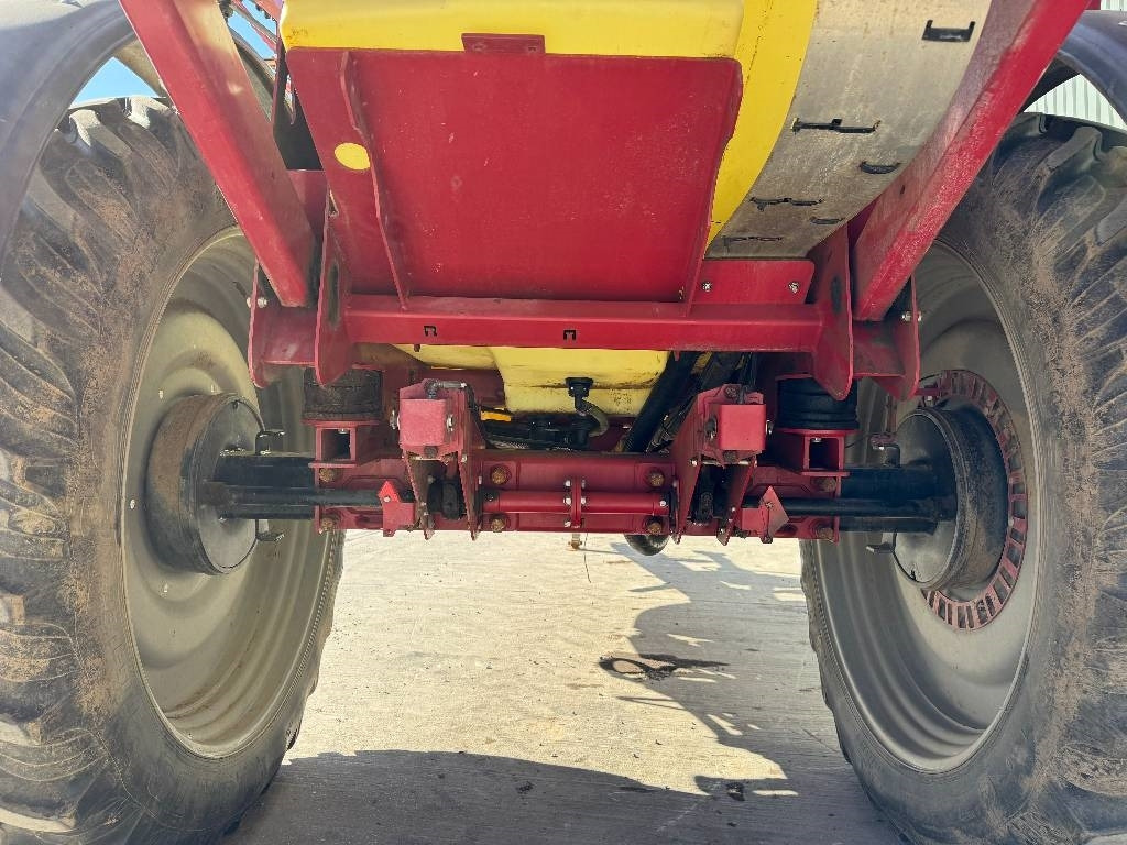 Hardi Navigator 3000L 24m - Trailed sprayer: picture 4 Hardi Navigator 3000L 24m - Trailed sprayer: picture 4