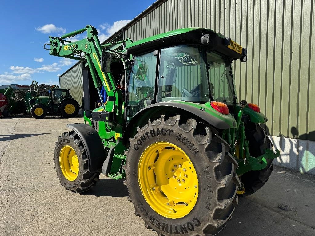 John Deere 5100M c/w 583 Loader - Farm tractor: picture 2 John Deere 5100M c/w 583 Loader - Farm tractor: picture 2