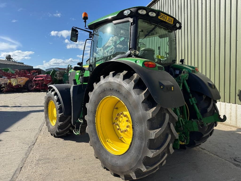 John Deere 6170 R - Farm tractor: picture 2 John Deere 6170 R - Farm tractor: picture 2