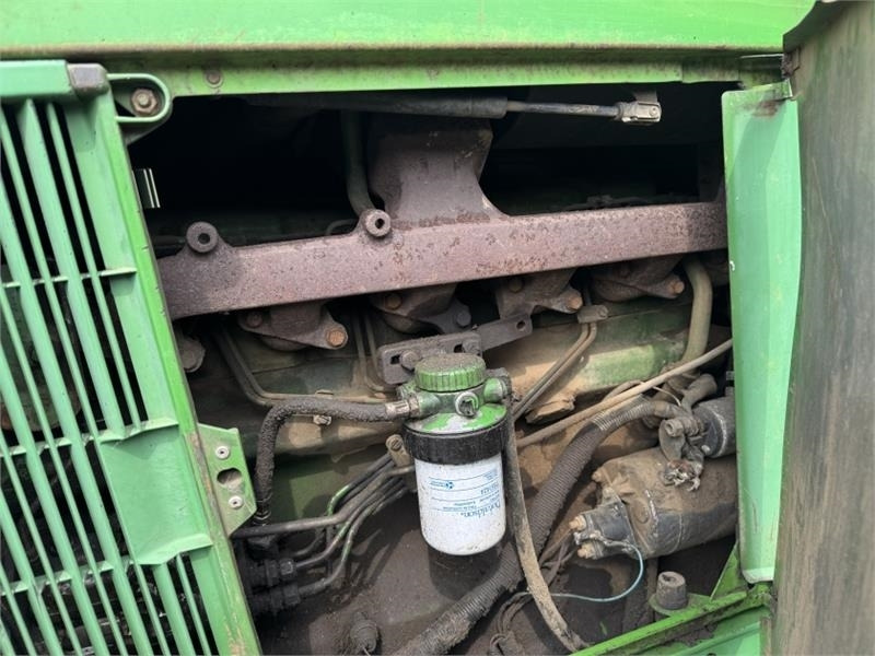 Farm tractor John Deere 6800: picture 11 Farm tractor John Deere 6800: picture 11