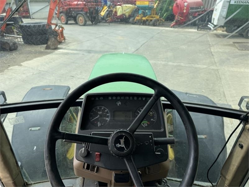 Farm tractor John Deere 6800: picture 18 Farm tractor John Deere 6800: picture 18