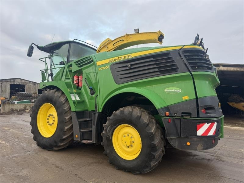 John Deere 9700i Self Propelled Forager - Forage wagon: picture 2 John Deere 9700i Self Propelled Forager - Forage wagon: picture 2