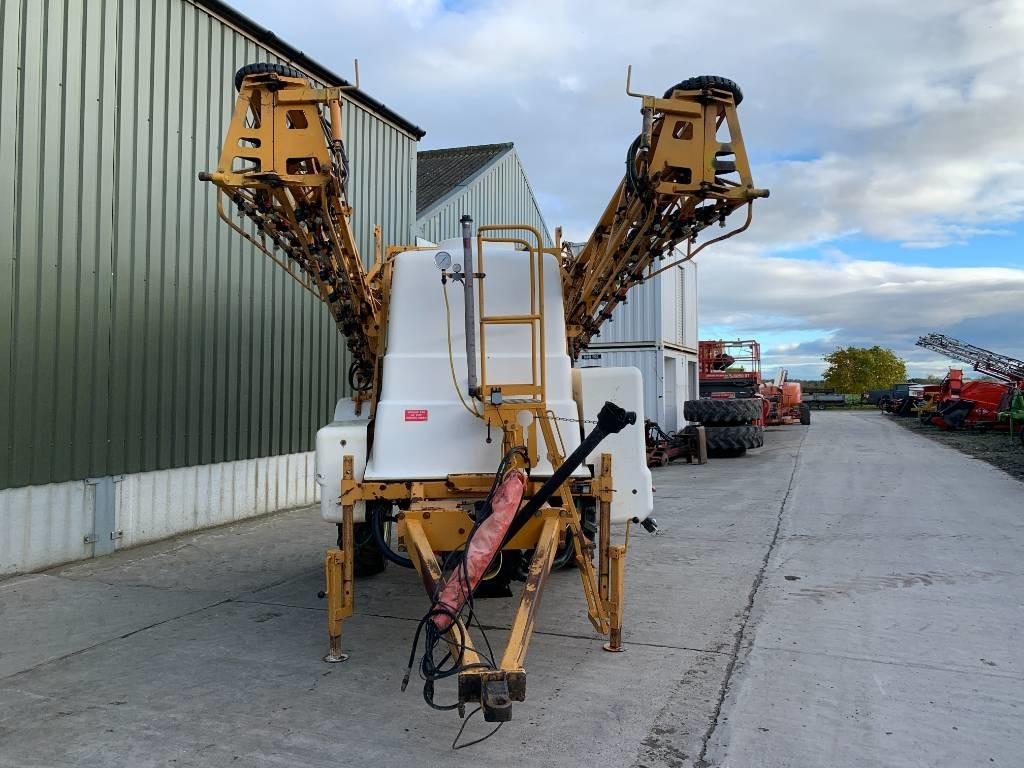 Knight 28 Meter 3800 Litre Trailed Sprayer - Trailed sprayer: picture 5 Knight 28 Meter 3800 Litre Trailed Sprayer - Trailed sprayer: picture 5