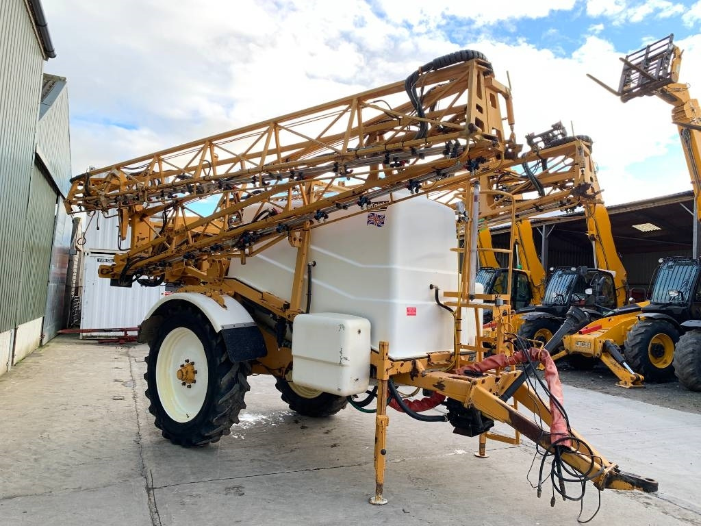 Knight 28 Meter 3800 Litre Trailed Sprayer - Trailed sprayer: picture 4 Knight 28 Meter 3800 Litre Trailed Sprayer - Trailed sprayer: picture 4
