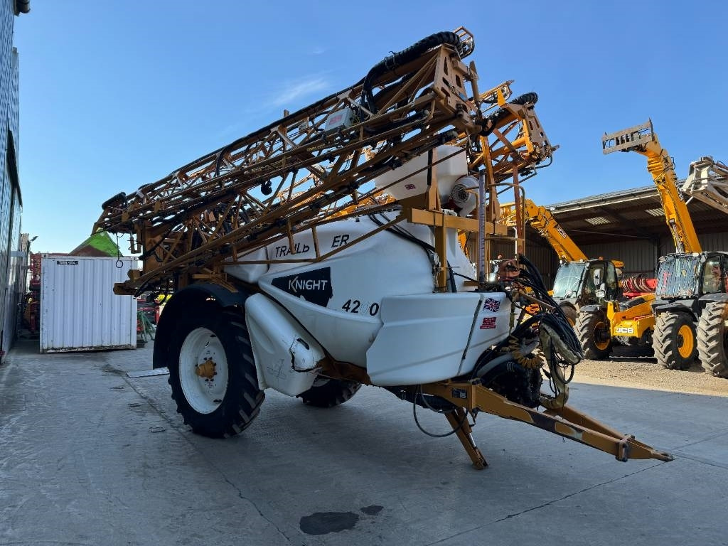 Knight Trailblazer 4200L 36M Trailed Sprayer - Trailed sprayer: picture 3 Knight Trailblazer 4200L 36M Trailed Sprayer - Trailed sprayer: picture 3
