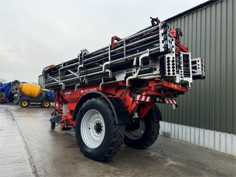 Kuhn AGT 6036 Boom Fert Spreader - Fertilizer spreader: picture 2 Kuhn AGT 6036 Boom Fert Spreader - Fertilizer spreader: picture 2