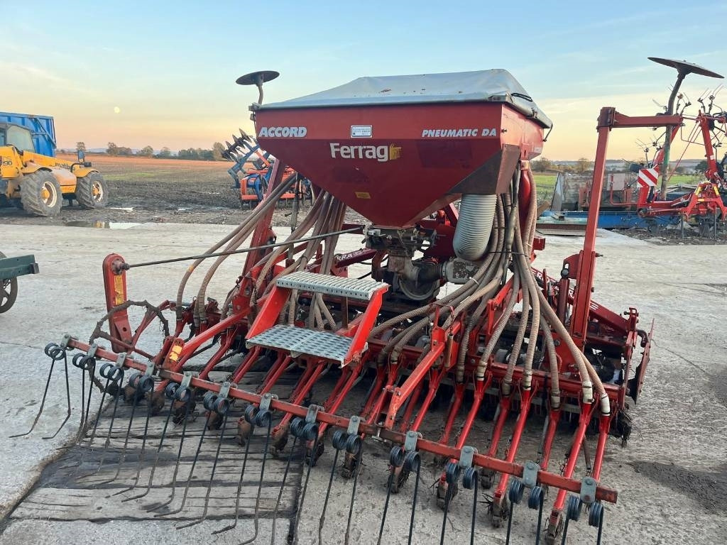 Lely Tulip/Accord 3 Meter Combination - Combine seed drill: picture 3 Lely Tulip/Accord 3 Meter Combination - Combine seed drill: picture 3